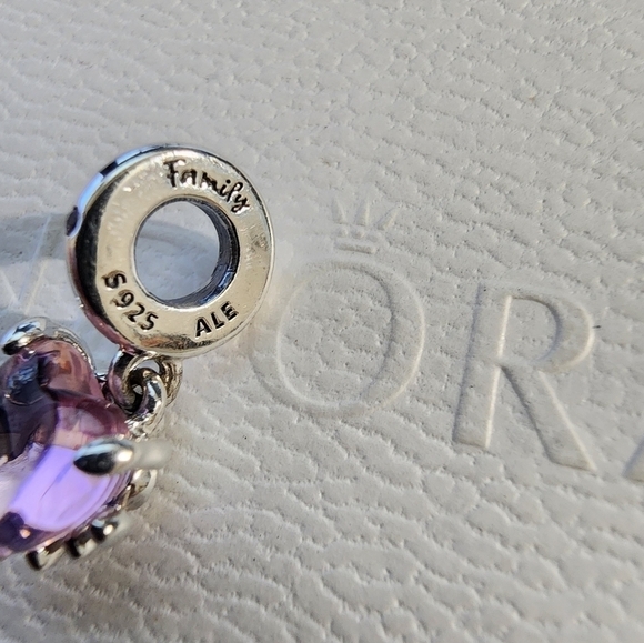 Pandora Pink Family Tree & Heart Dangle Charm - Picture 6 of 9